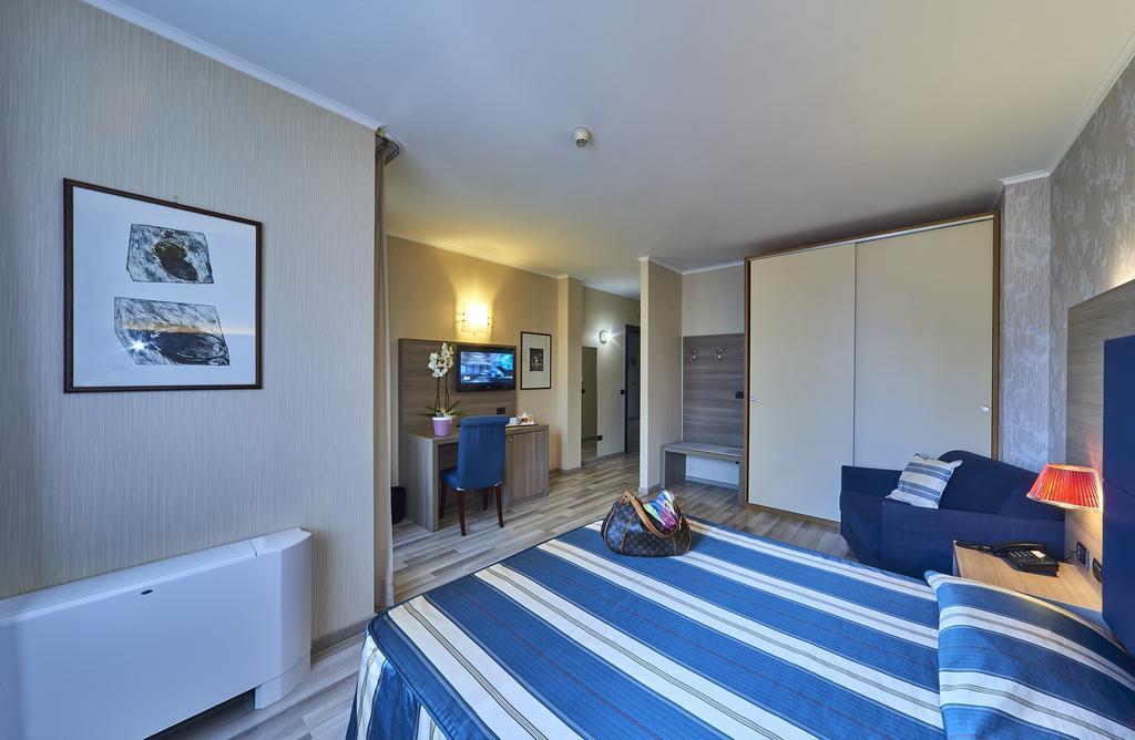 Hotel Alberi Lecco Luaran gambar